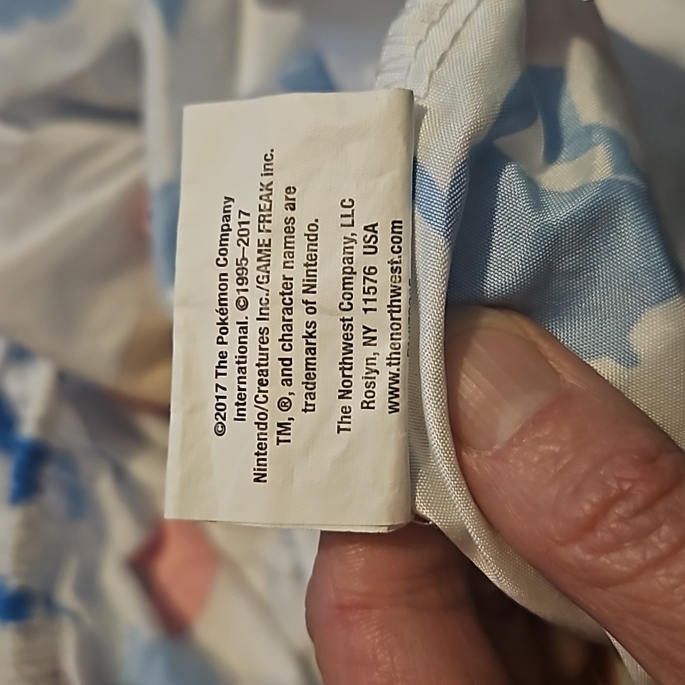 Pokémon Twin Sheet Set- Fitted Sheet & Flat Sheet - Picture 5 of 5
